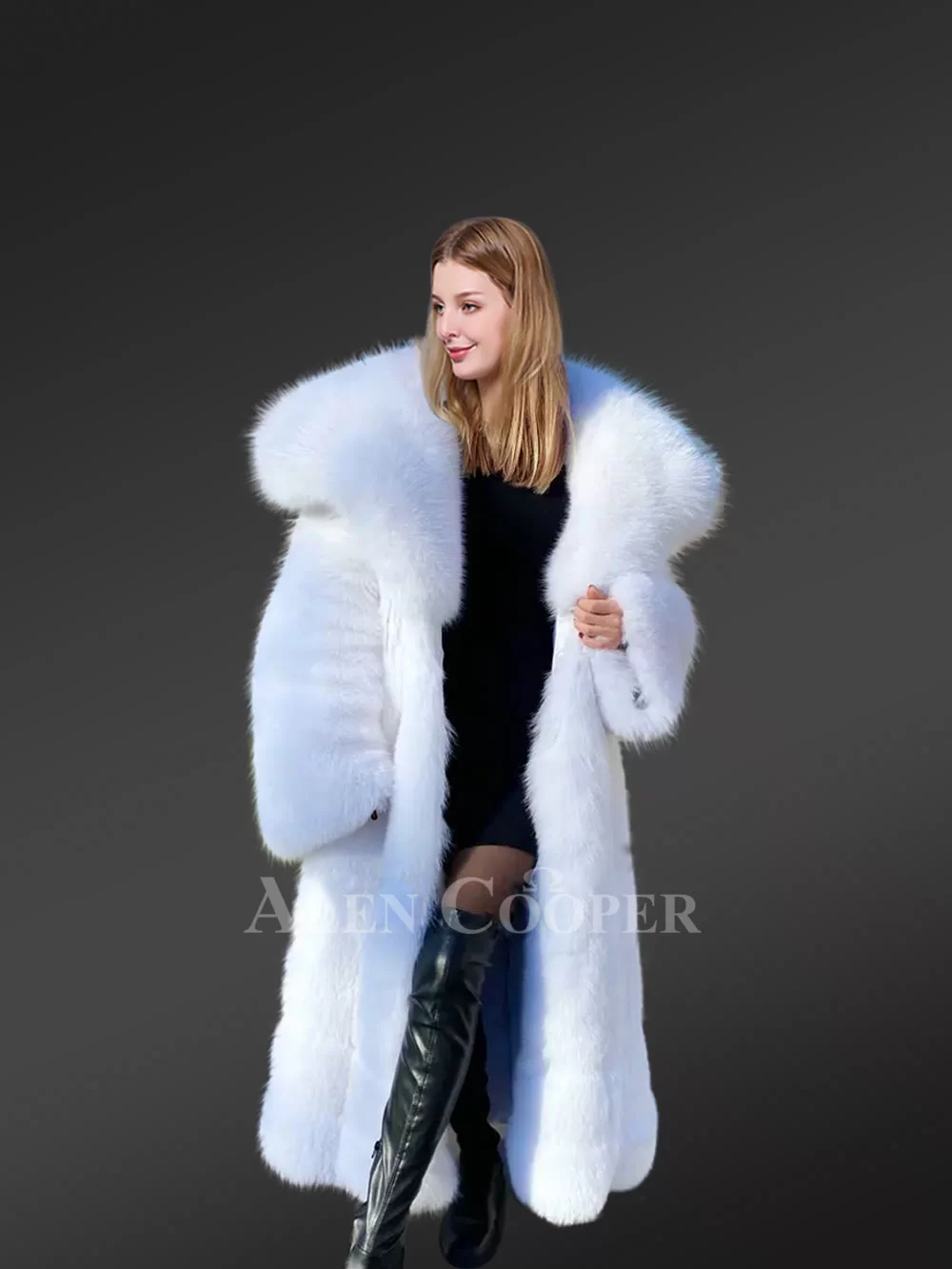 Long Coat Women Fox Fur in White