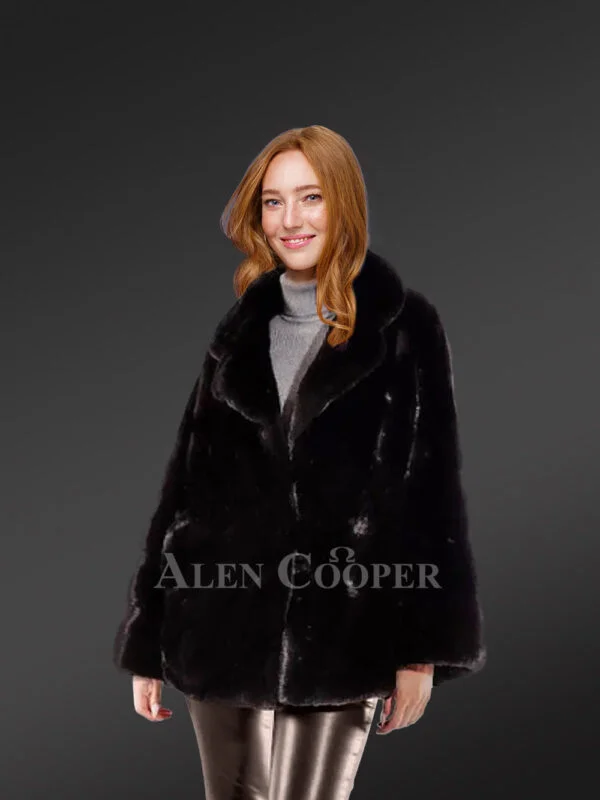 Womens black mink coat with notched lapel and baggy sleeves - Image 2